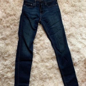Hollister 31x30 super skinny jeans